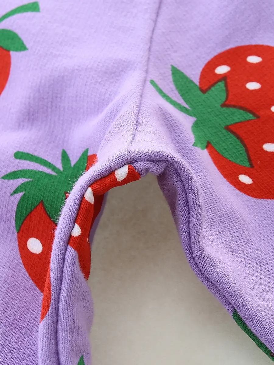 Strawberry Printed Round Neck Sweatshirt for Girls - Image 5