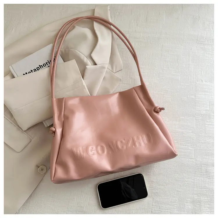 Elegant White Shoulder Bag for Women 2026 — feature 10