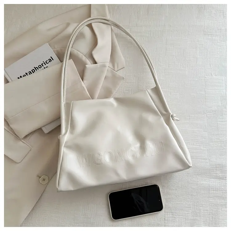 Elegant White Shoulder Bag for Women 2026 — feature 19