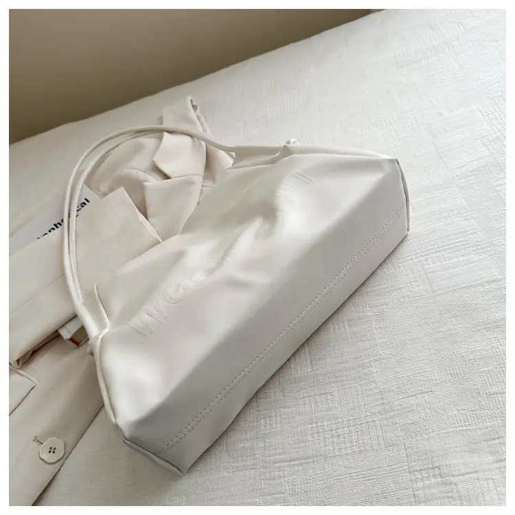 Elegant White Shoulder Bag for Women 2026 — feature 23