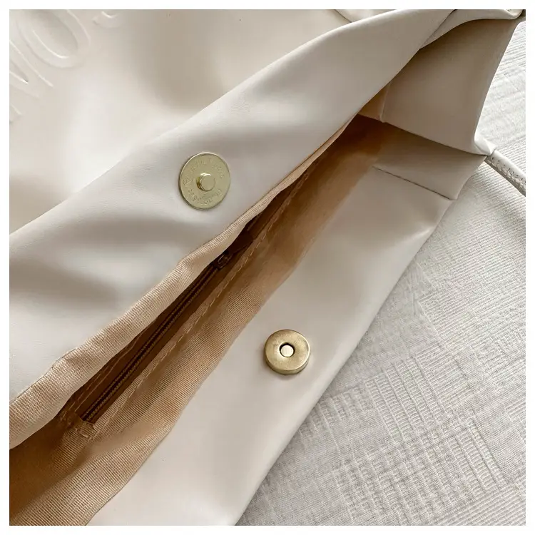 Elegant White Shoulder Bag for Women 2026 — feature 26