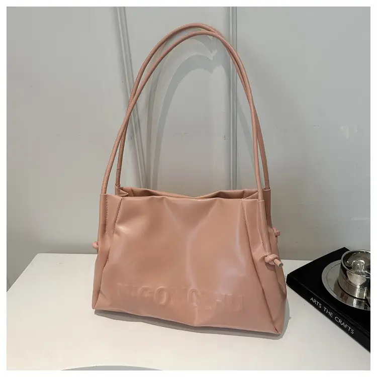 Elegant White Shoulder Bag for Women 2026 — feature 34