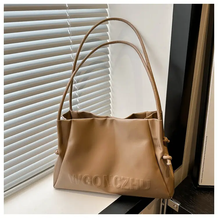 Elegant White Shoulder Bag for Women 2026 — feature 38