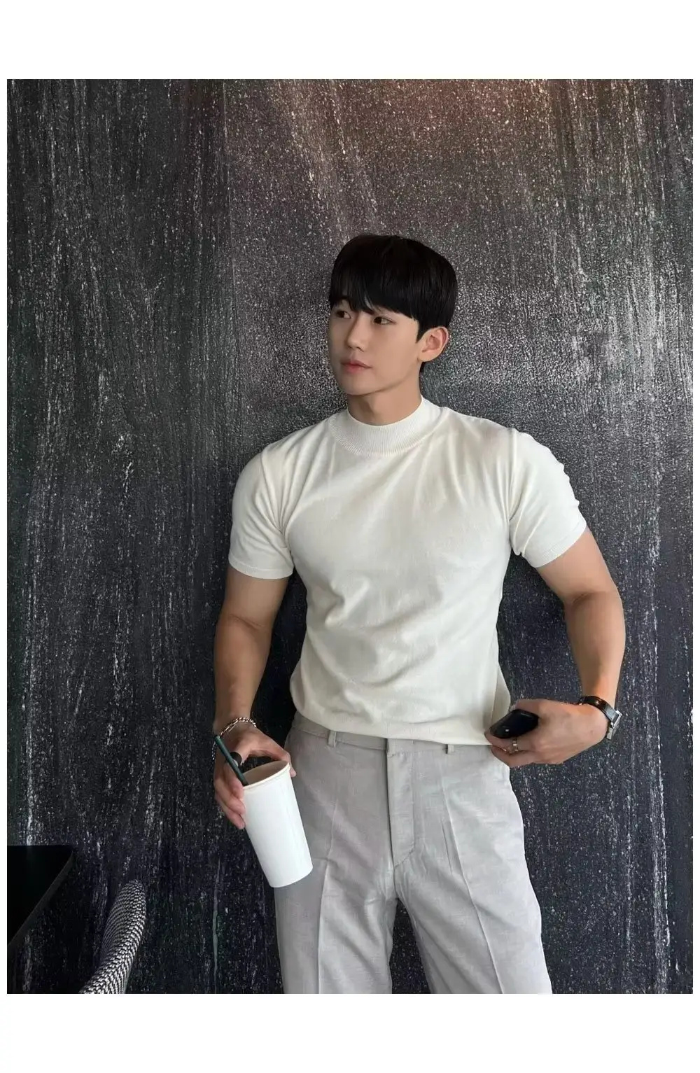 Men's White Knitted Half-High Collar T-Shirt — feature 1