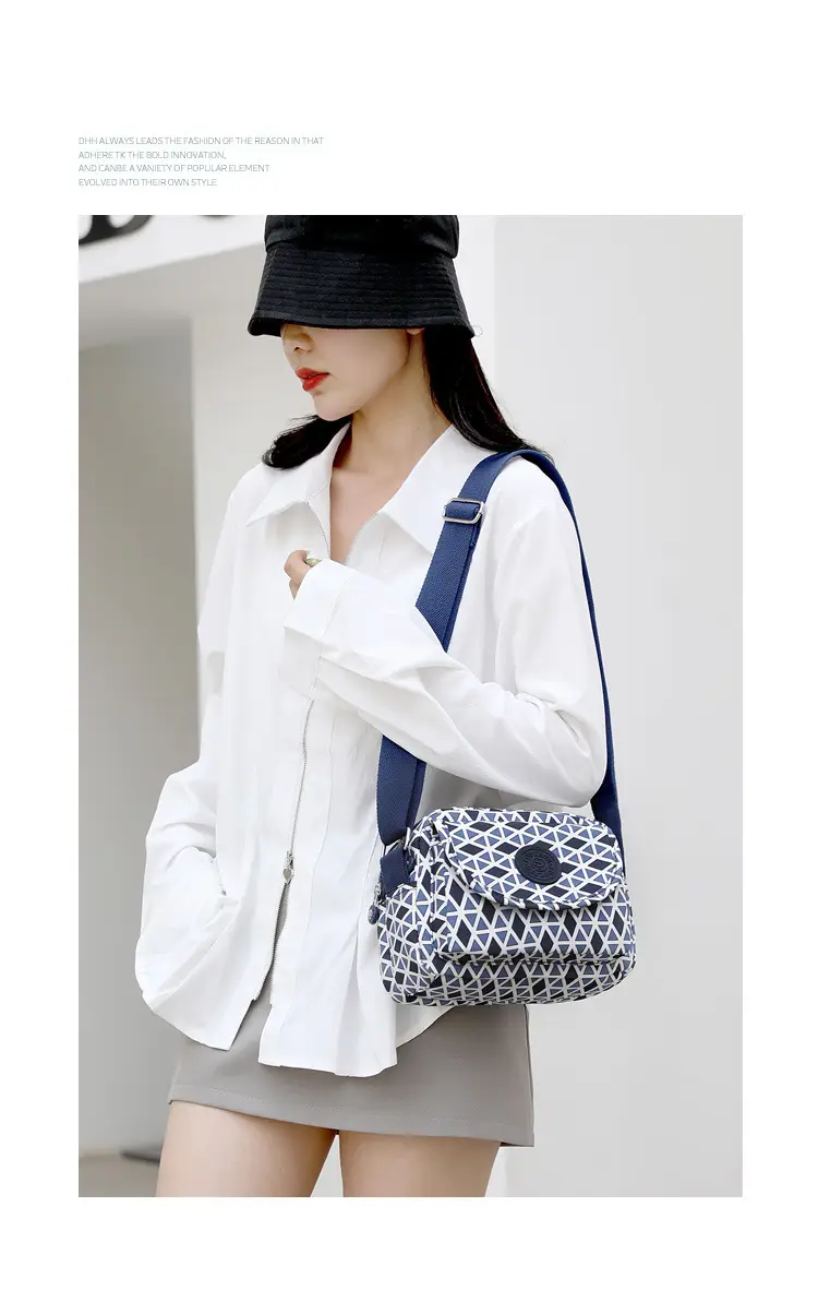Women's Printed Nylon Shoulder Bag 2024 Mobile Phone Small Portable — feature 25