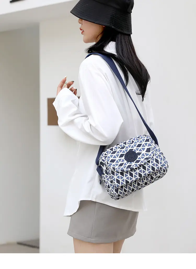 Women's Printed Nylon Shoulder Bag 2024 Mobile Phone Small Portable — feature 26