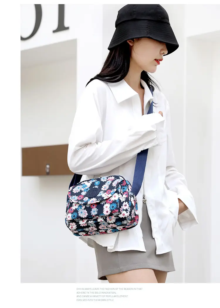 Women's Printed Nylon Shoulder Bag 2024 Mobile Phone Small Portable — feature 29