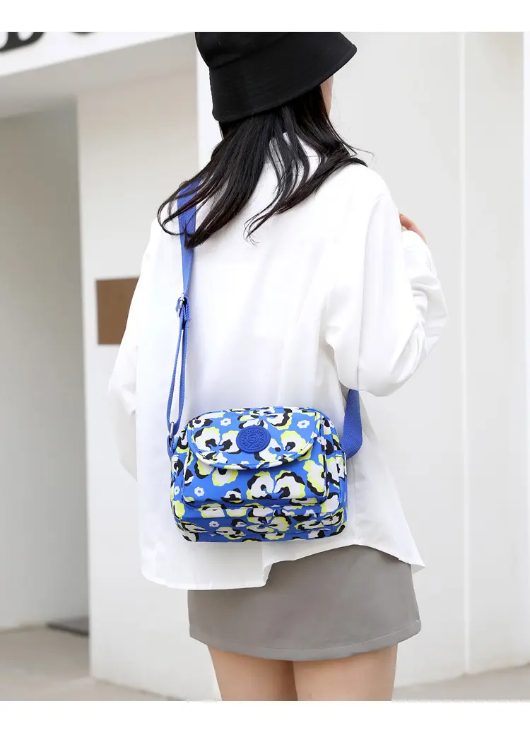 Women's Printed Nylon Shoulder Bag 2024 Mobile Phone Small Portable — feature 32