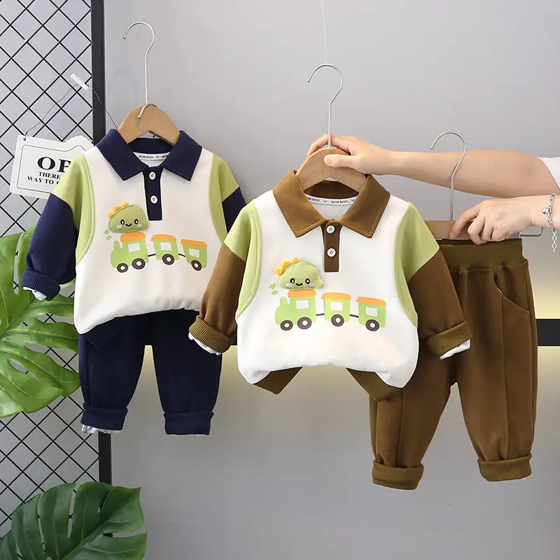 New Cotton Boys Letter Printed T-shirt Casual Top Fashion Printed Trousers Two-piece Set — feature 3
