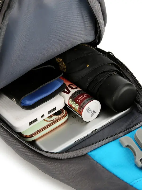 Large Capacity Cycling Mobile Phone Bag for Men - Image 8