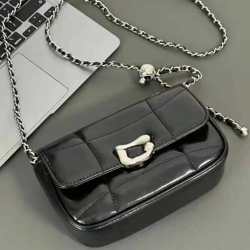 Silver Chain Shoulder Bag for Women 2026 - Image 6
