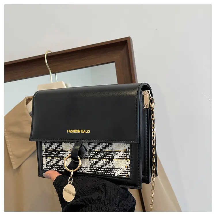 Korean Fashion Shoulder Bag Black White Contrasting Stitching — feature 22
