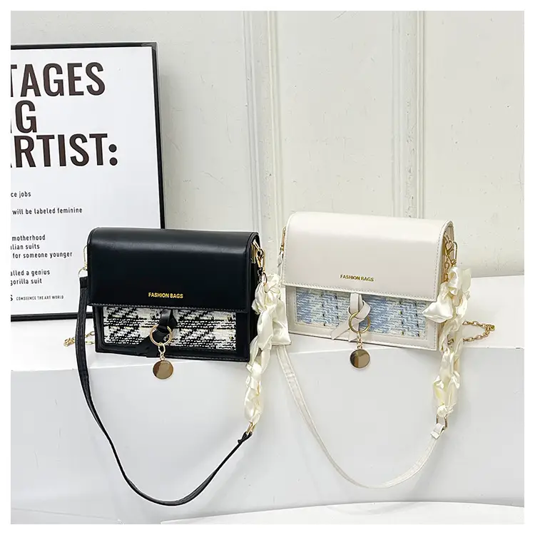 Korean Fashion Shoulder Bag Black White Contrasting Stitching — feature 23
