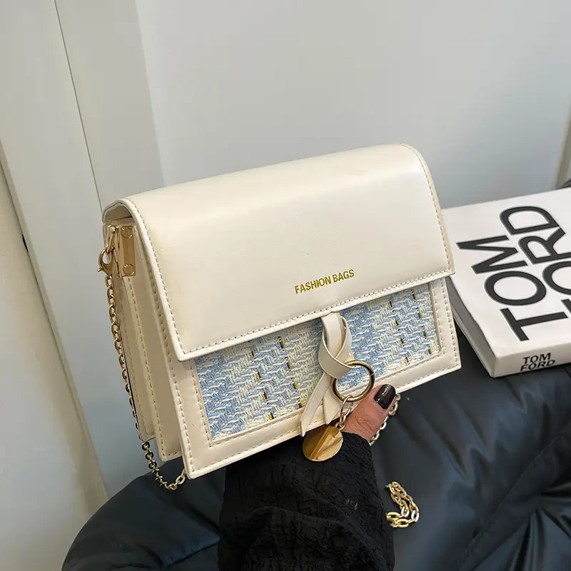 Korean Fashion Shoulder Bag Black White Contrasting Stitching - Image 3
