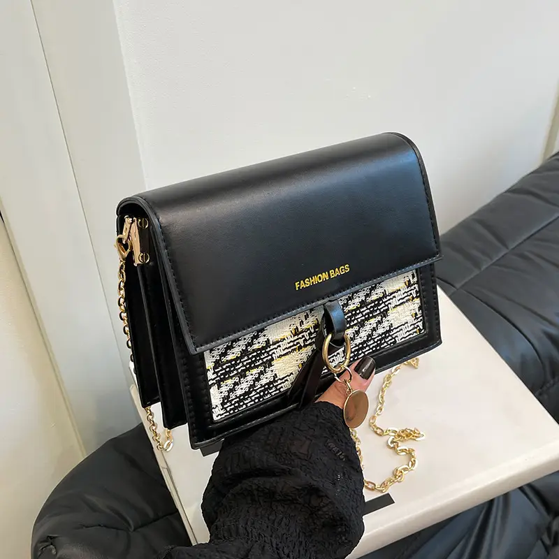 Korean Fashion Shoulder Bag Black White Contrasting Stitching - Image 4