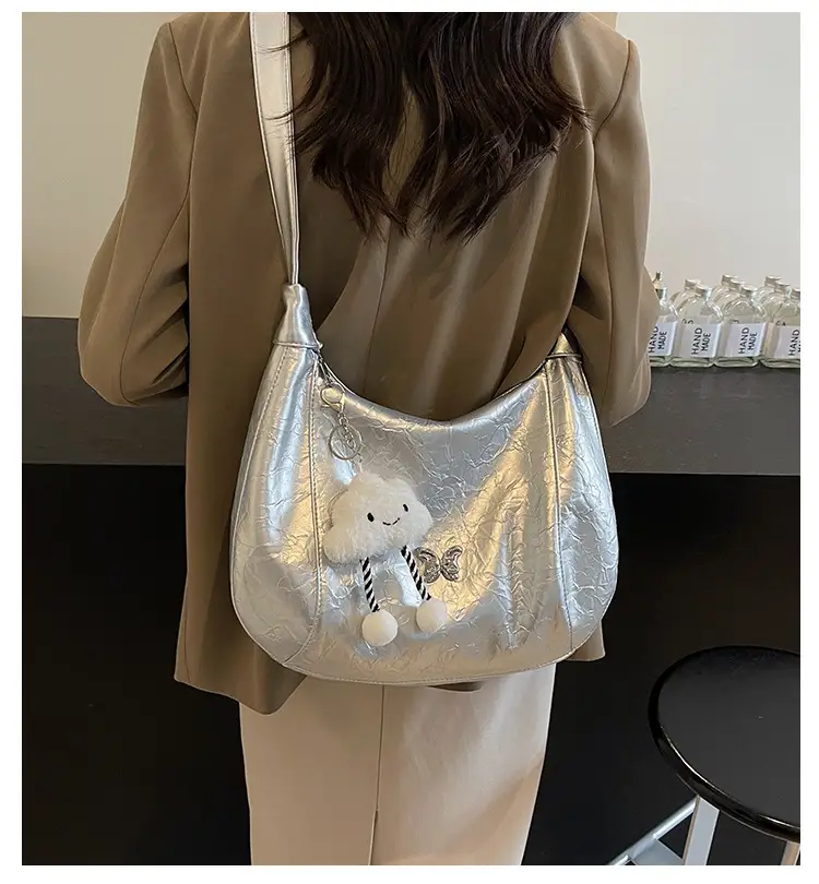 White Cat Decor Shoulder Bag for Women Summer 2024 — feature 1