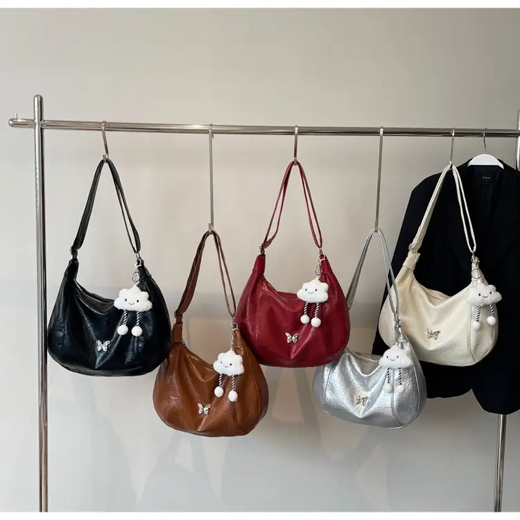 White Cat Decor Shoulder Bag for Women Summer 2024 — feature 15