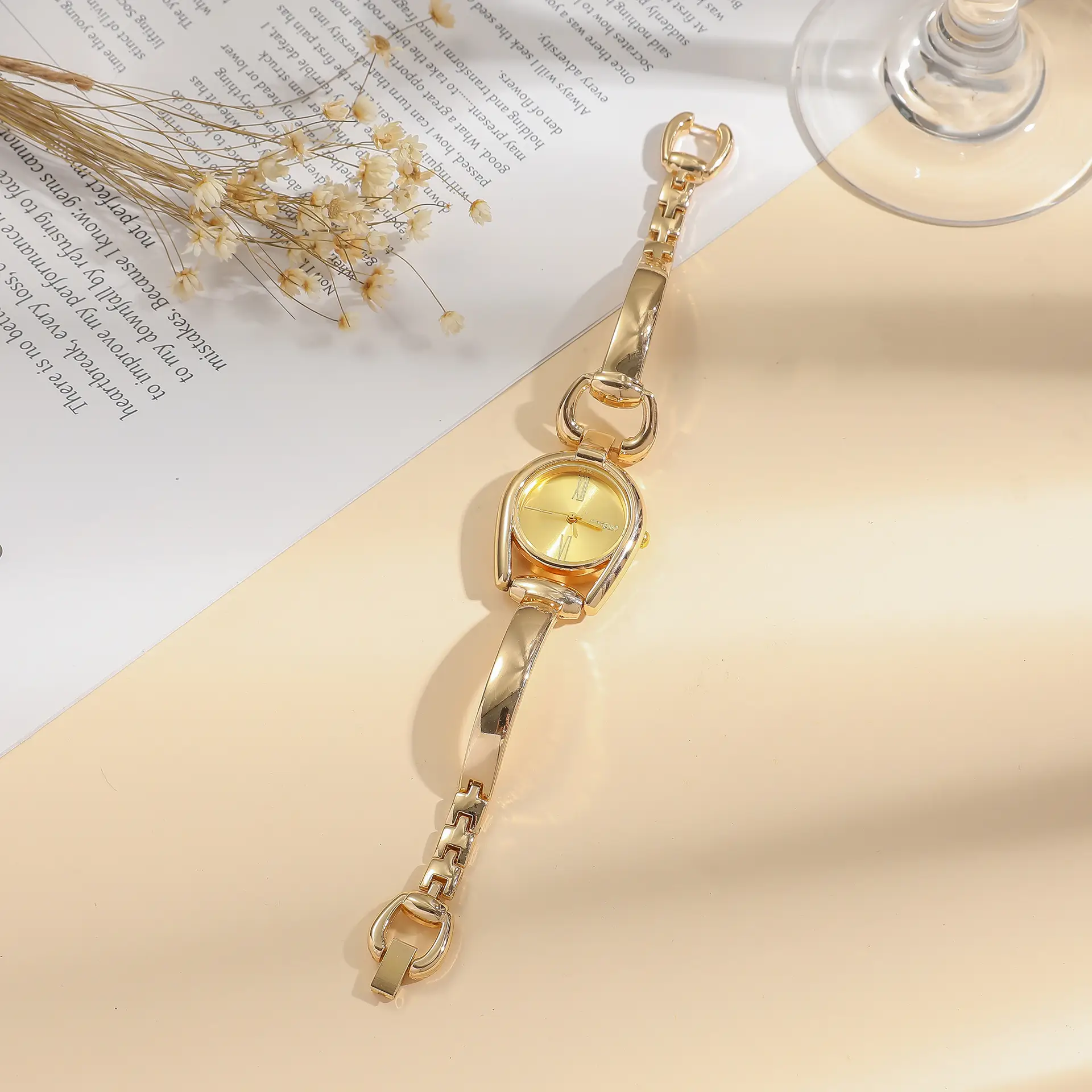 Women's Retro Button Watch with Hollow Steel Band — feature 17