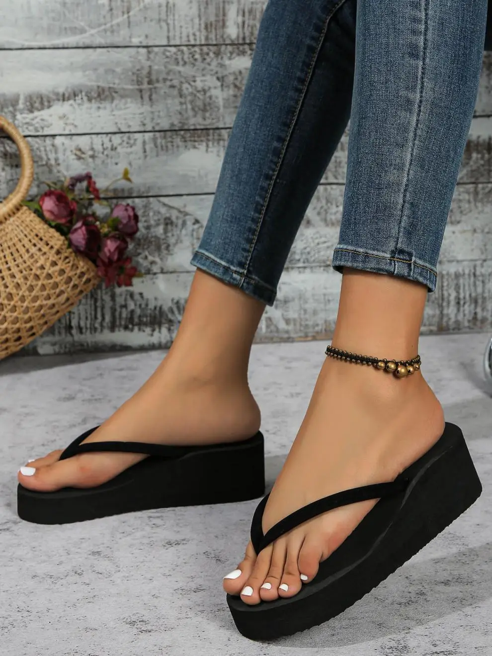 Summer Foreign Trade Large Size Flip-Flops for Women European and American Outer Wear Wedge Heels Thick-Soled High-Heeled Beach Sandals for Women Wholesale — feature 4