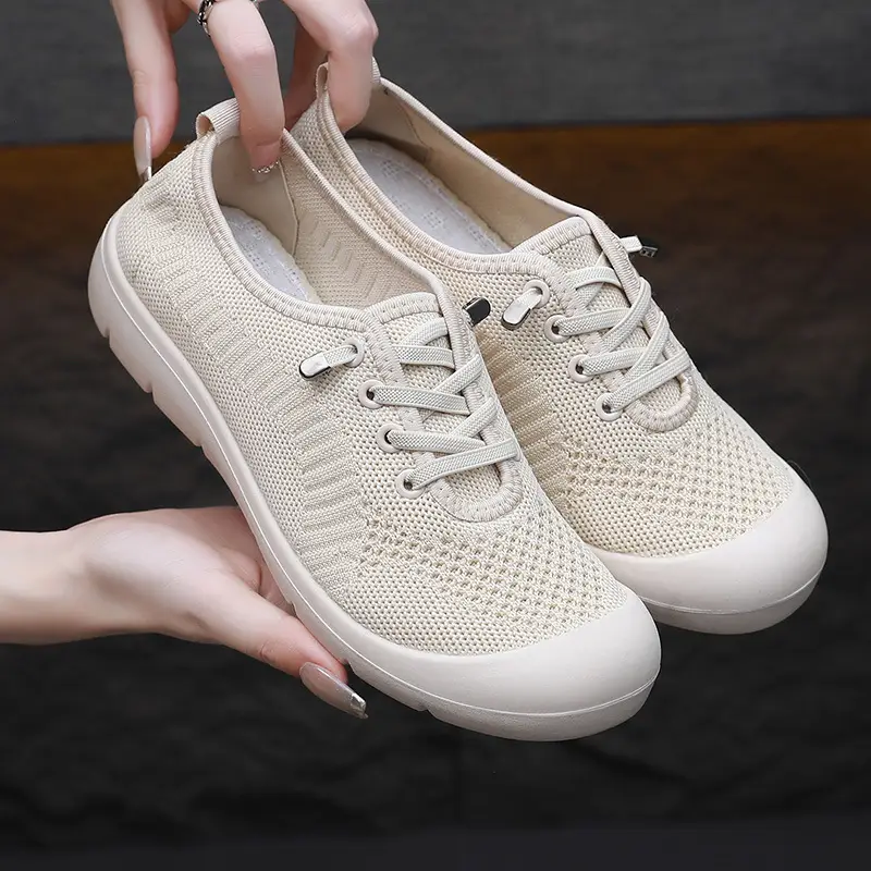 2025 Old Beijing Breathable Soft Sole Lightweight Women's Shoes Plaid Slip-On Lazy Shoes Non-Slip Walking Mom Cloth Shoes - Image 5
