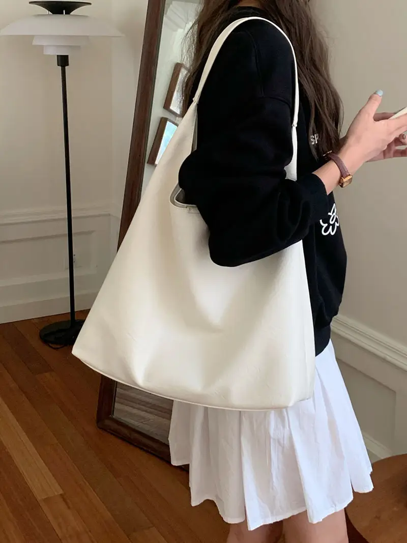 Silver Underarm Bag for Women Summer 2026 - Image 8