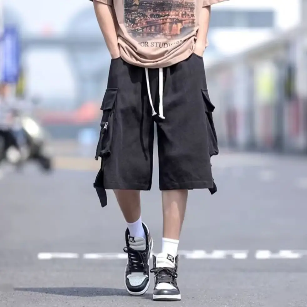 Wine Red Retro Tooling Shorts Men Summer Loose Wide-leg Knee-length Pants — feature 30