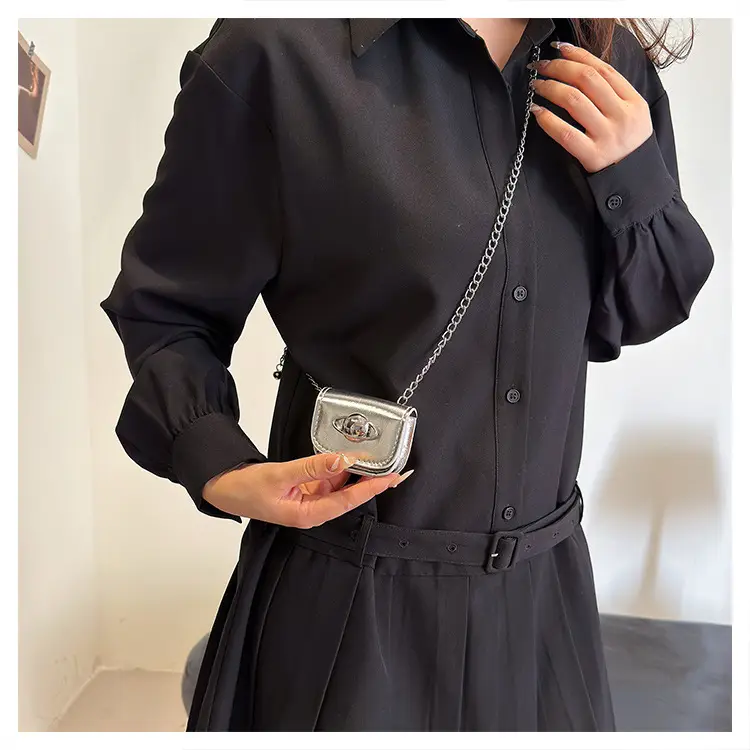 Retro Mini Crossbody Bag Black 2024 Summer — feature 17