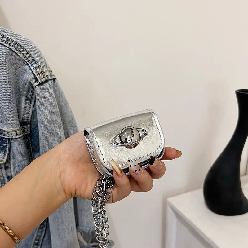 Retro Mini Crossbody Bag Black 2024 Summer - Image 3