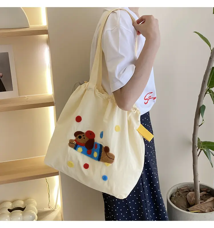Cute Embroidered Women's Shoulder Bag Orange Large Capacity — feature 17