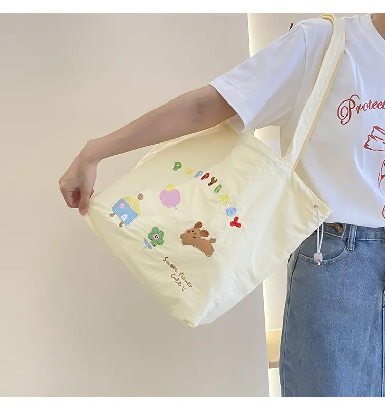 Cute Embroidered Women's Shoulder Bag Orange Large Capacity — feature 30