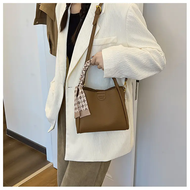 Women's Brown H-Style Shoulder Bag with Bow Accessory — feature 12