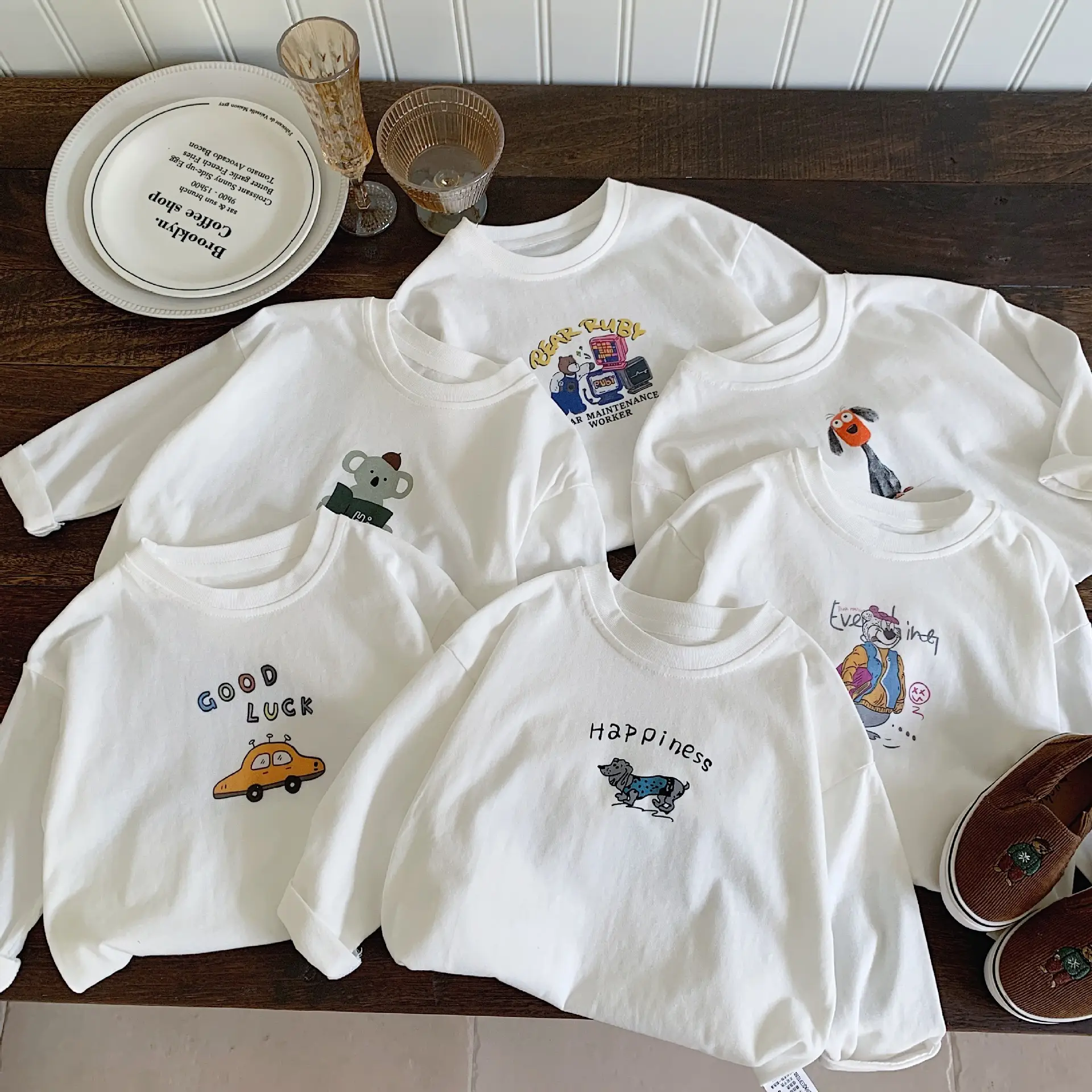 Children's White Cartoon T-Shirt Set with Black Pants & Sneakers - Image 8