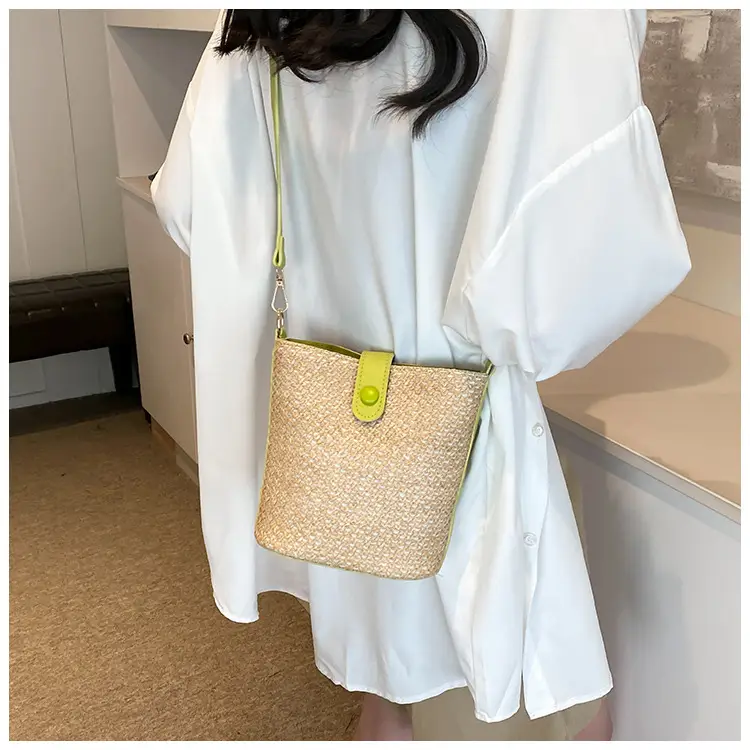New Summer Woven Bucket Bag Large Capacity Beige — feature 15