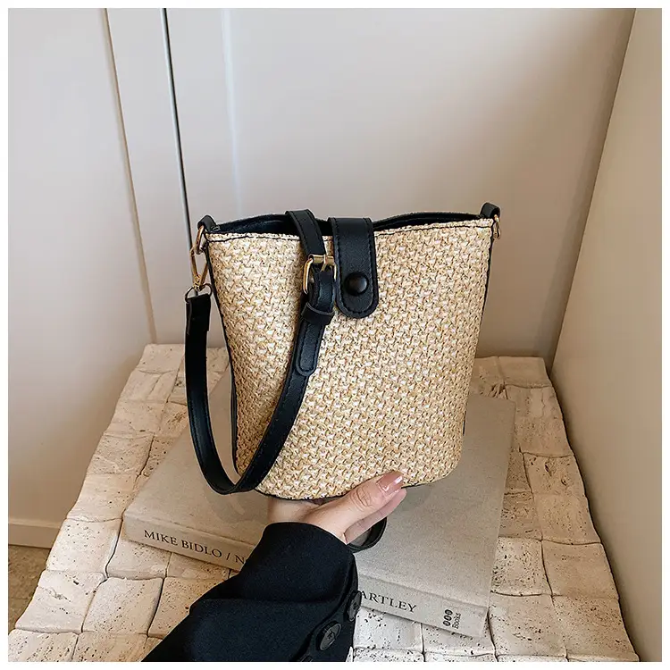 New Summer Woven Bucket Bag Large Capacity Beige — feature 22