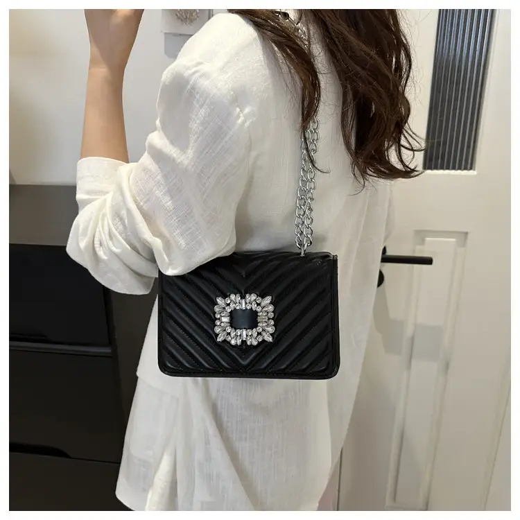 Elegant Black Chain Crossbody Bag with Square Design — feature 17