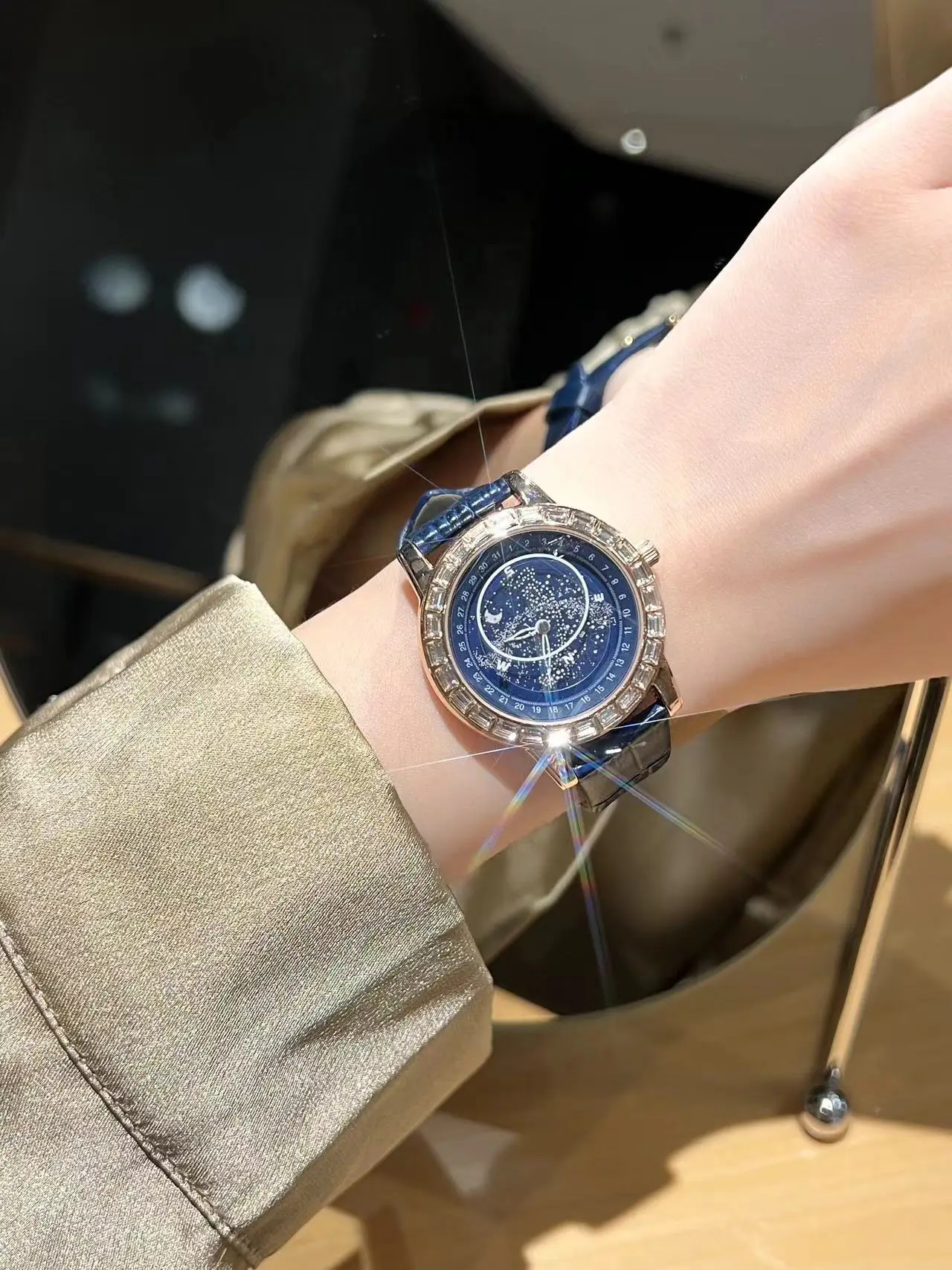 Luminous Blue Dial Waterproof Mechanical Watch with Red Leather Strap - Image 2