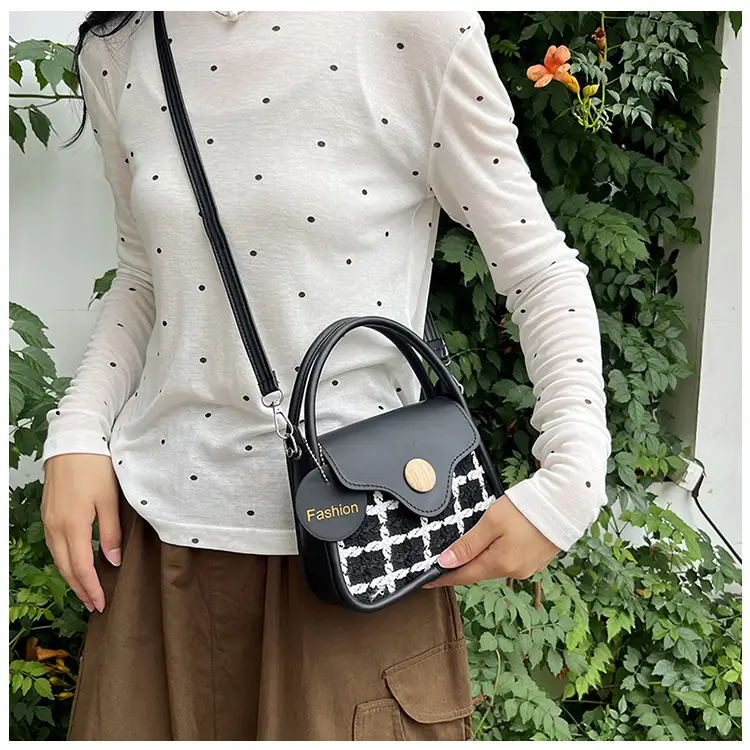 2024 New Elegant Fashion Crossbody Bag with Plaid Design — feature 11