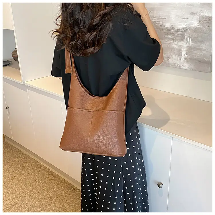Red Leather Bucket Bag for Women 2024 — feature 17