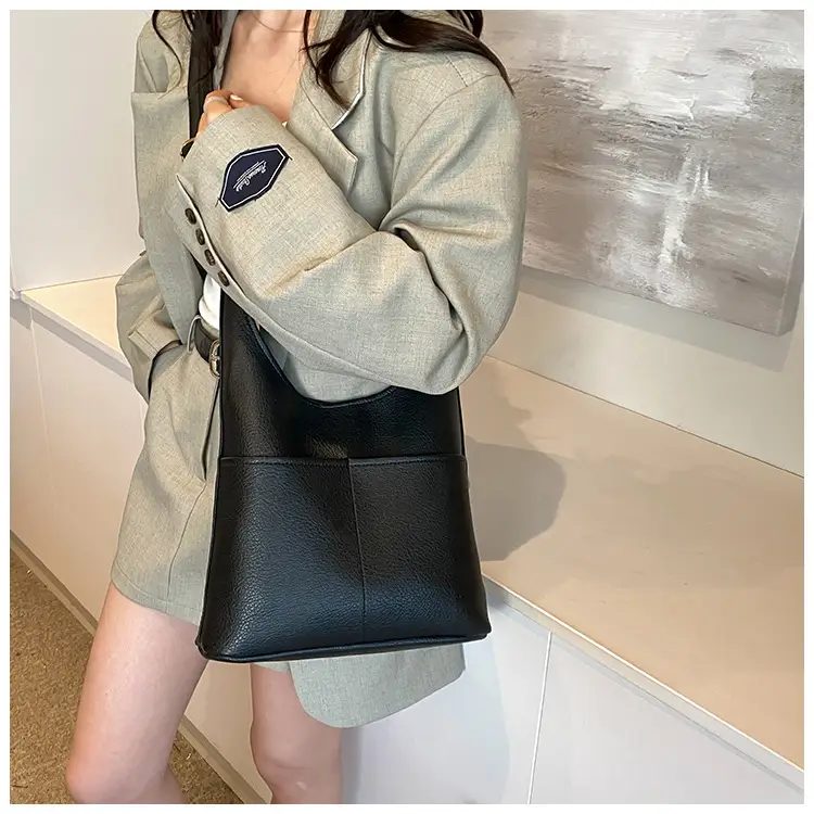 Red Leather Bucket Bag for Women 2024 — feature 18