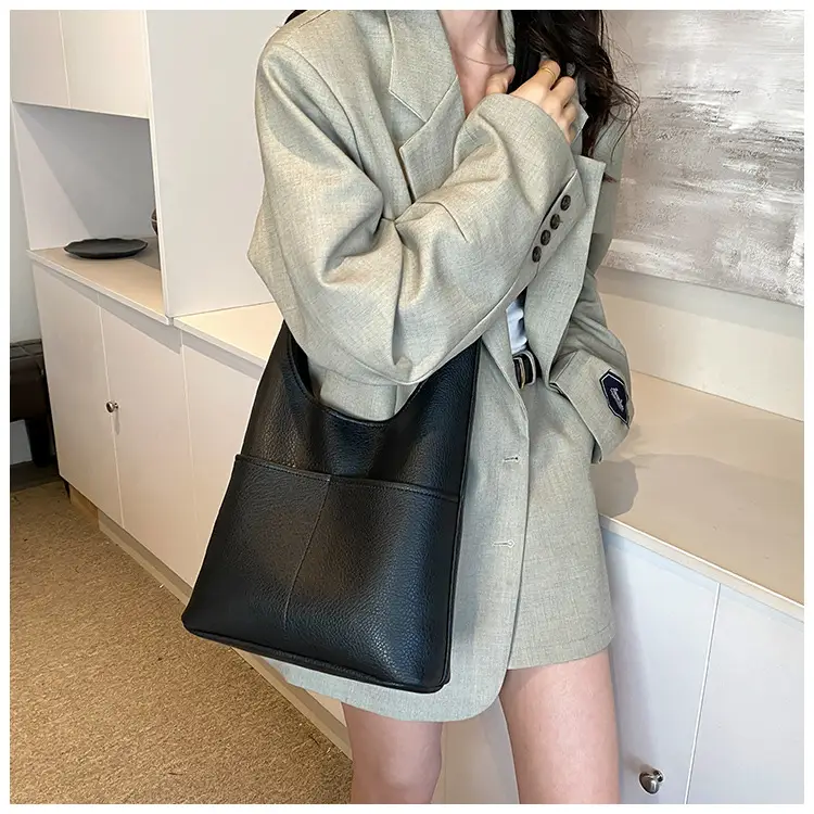 Red Leather Bucket Bag for Women 2024 — feature 19