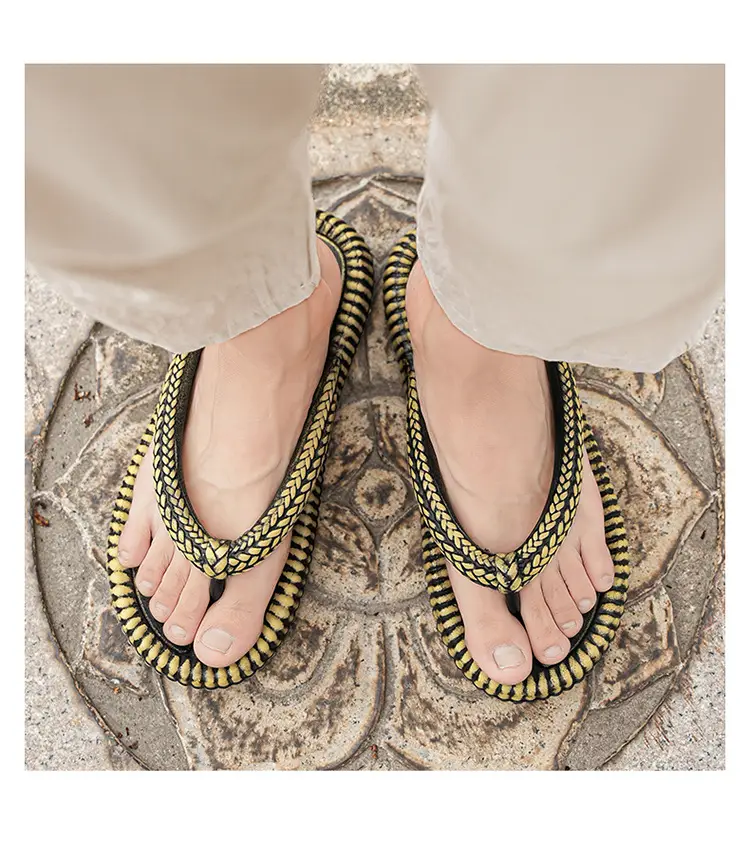 Men's New Summer Flip-Flops, Thick-Soled Casual Outdoor Couple's Beach Slippers, Men's Sandals — feature 11