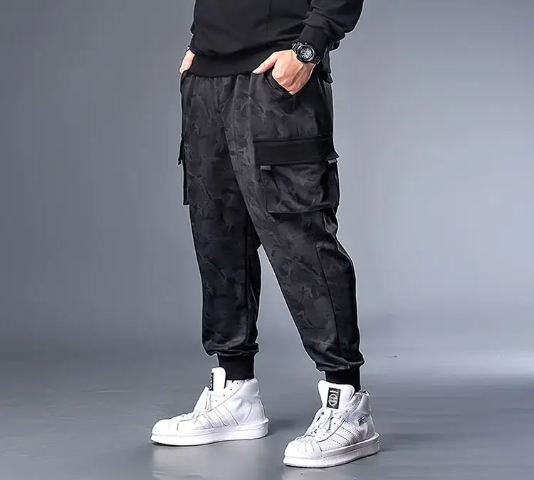 Plus Size Camo Cargo Pants Men Black 300 Jin — feature 12