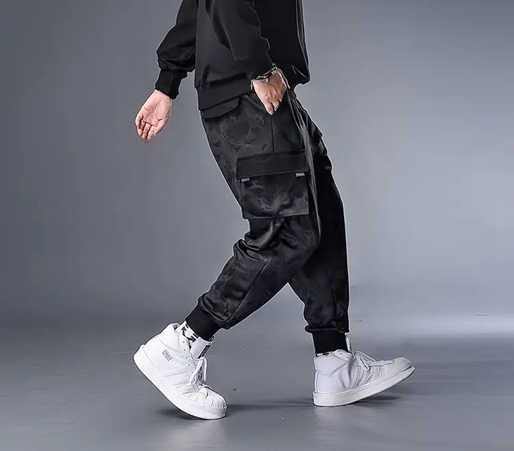 Plus Size Camo Cargo Pants Men Black 300 Jin — feature 15