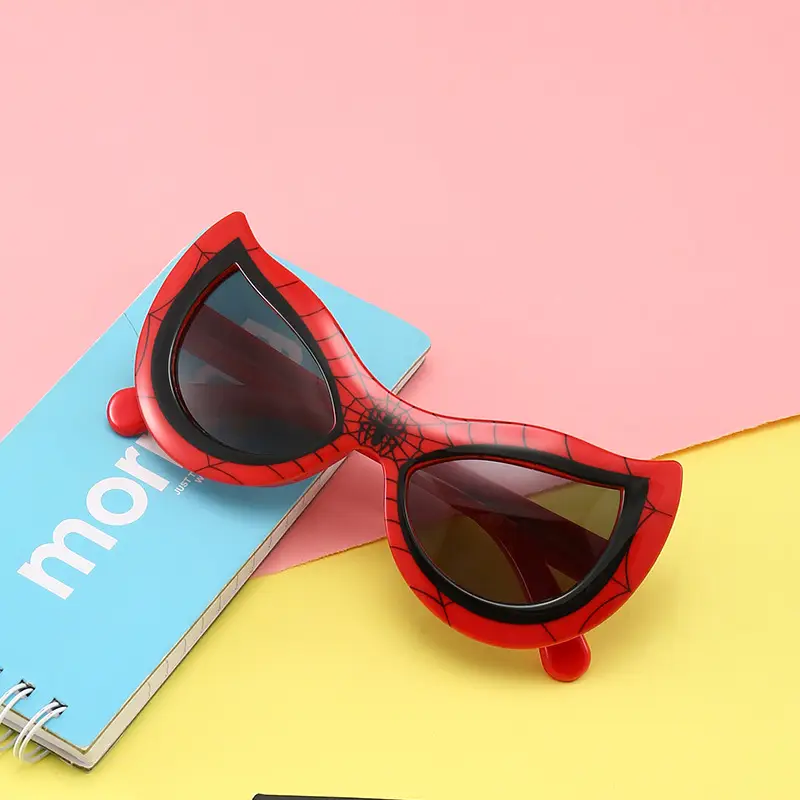 2026 Spider-Man Silicone Sunglasses for Men - Image 5