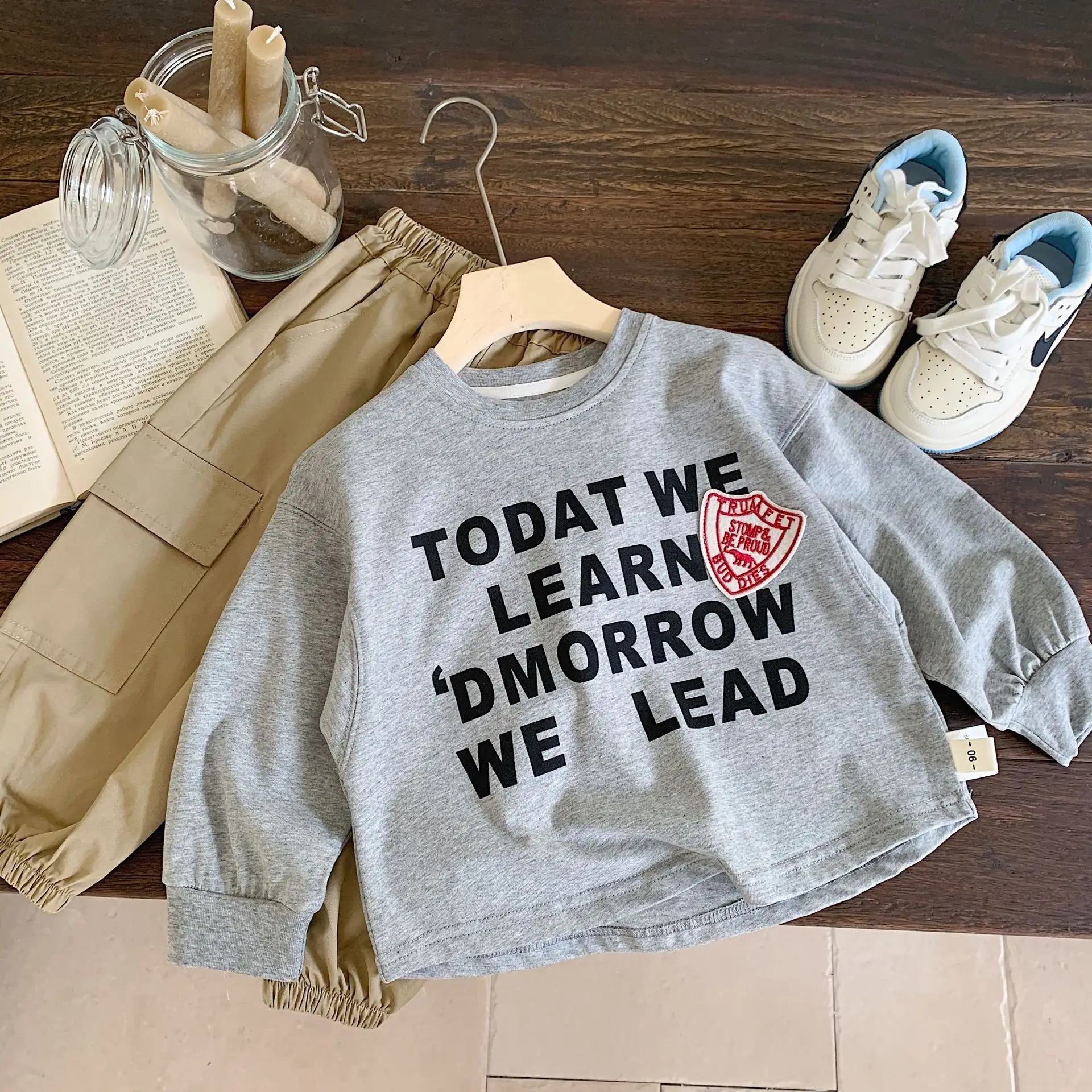 Children Letter Print T-Shirt Blue Grey Red - Image 2