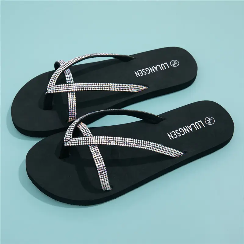 New cross-border colored diamond flip-flops women's summer high-end fashion Korean-style rhinestone flat bottom comfortable clip feet - Image 2