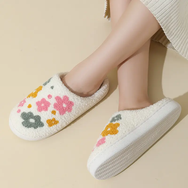 New Comfortable Home Cute Colored Flowers Winter Cotton Slippers for Men and Women Couple Warm Indoor Cotton Slippers Wholesale