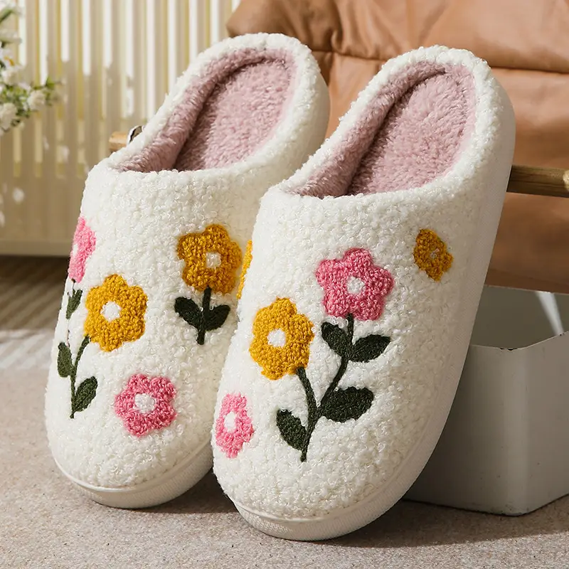New Comfortable Home Cute Colored Flowers Winter Cotton Slippers for Men and Women Couple Warm Indoor Cotton Slippers Wholesale