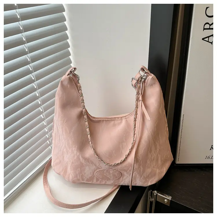 Black Textured Shoulder Bag for Women 2024 — feature 15
