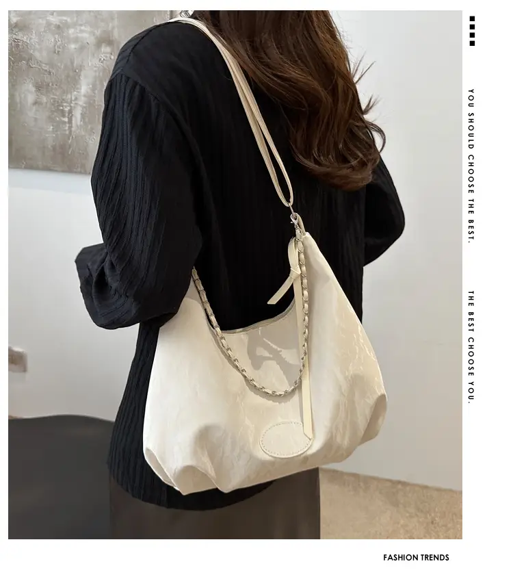 Black Textured Shoulder Bag for Women 2024 — feature 2